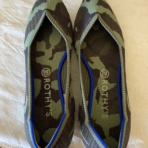 Rothy’s pointed camo shoes